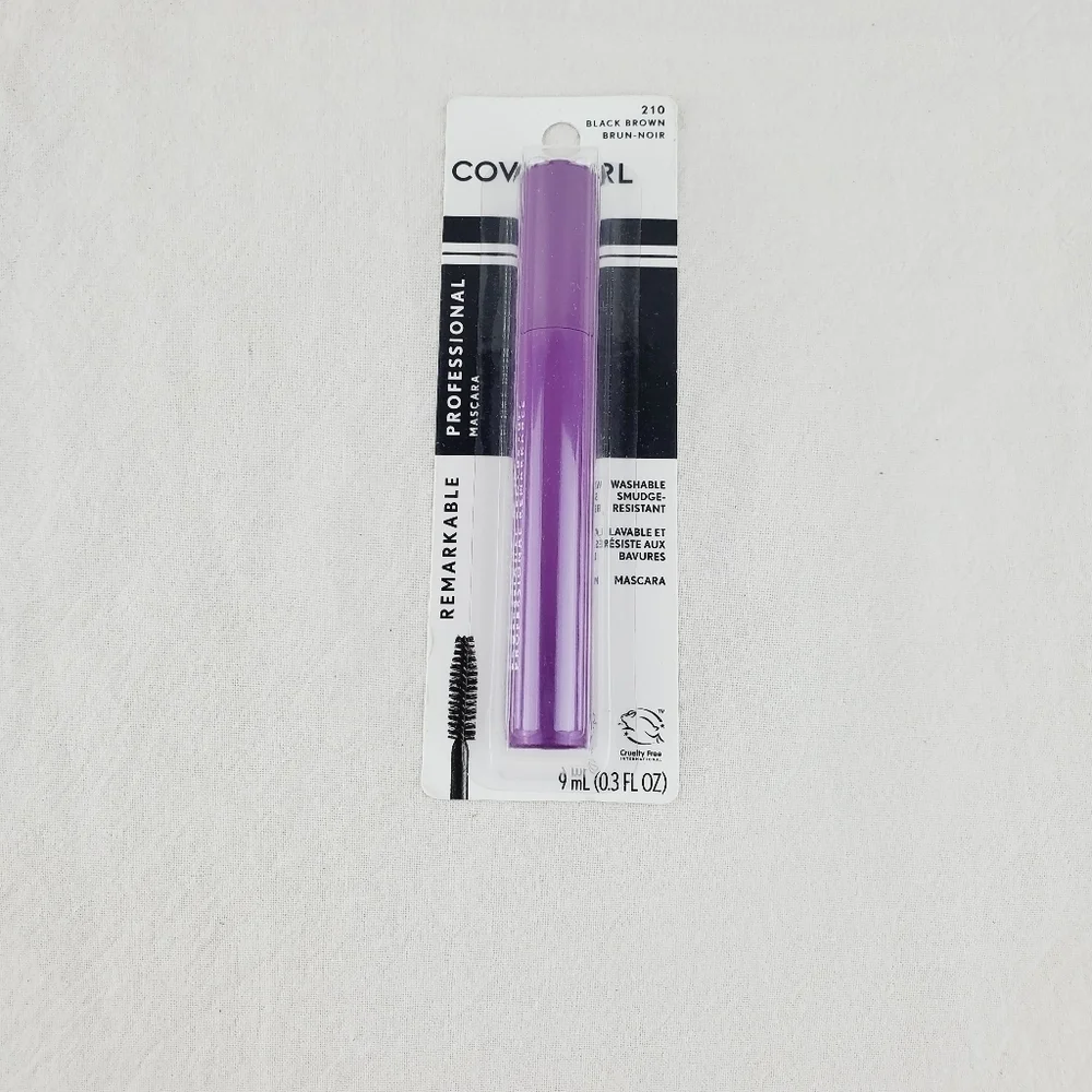 LAST ONE 🔥COVERGIRL remarkable smudge resistant mascara